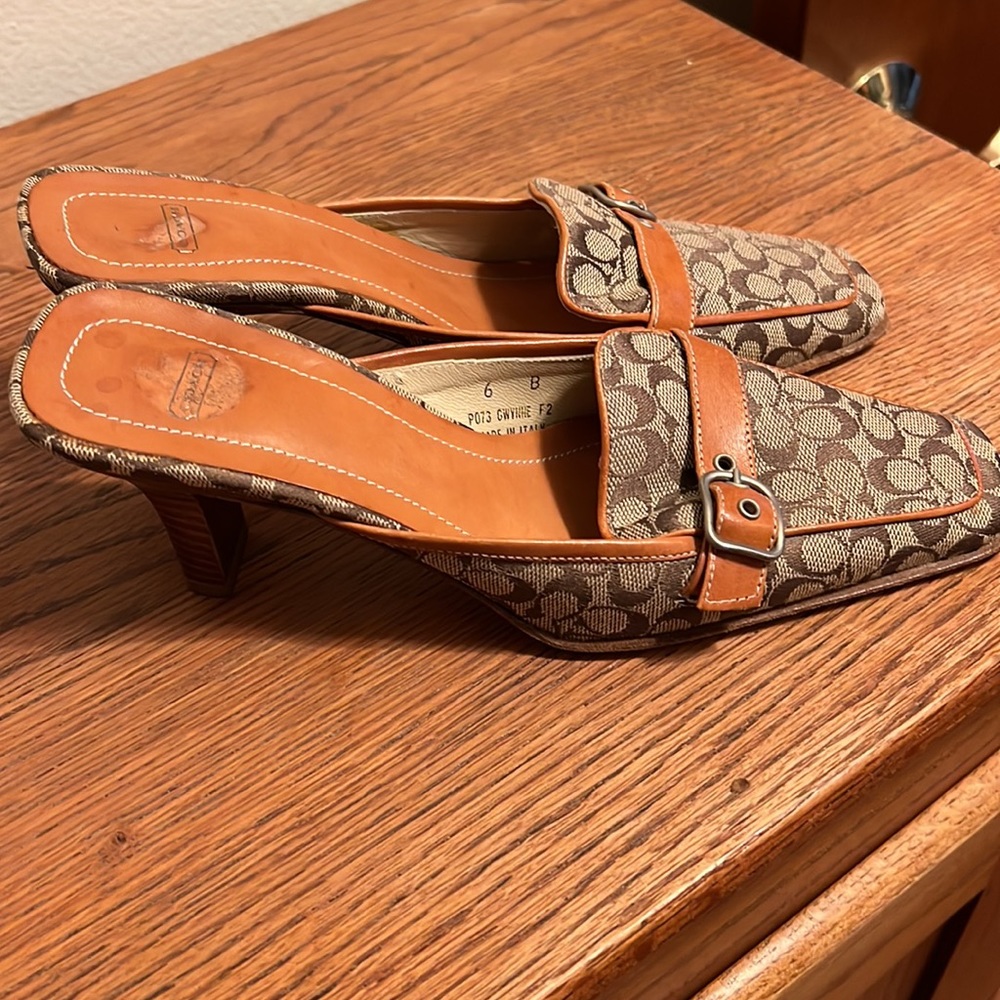 Coach Mule - Picture 2 of 2